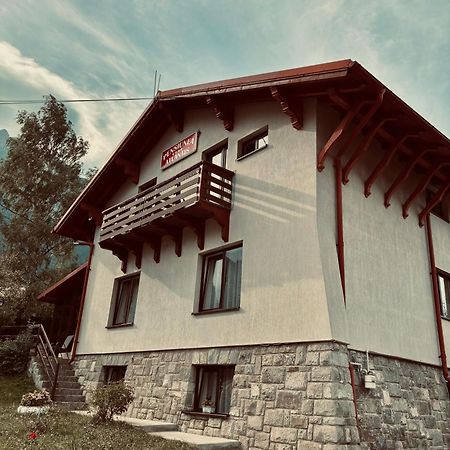 Pensiunea Atlantis Buşteni Exteriér fotografie