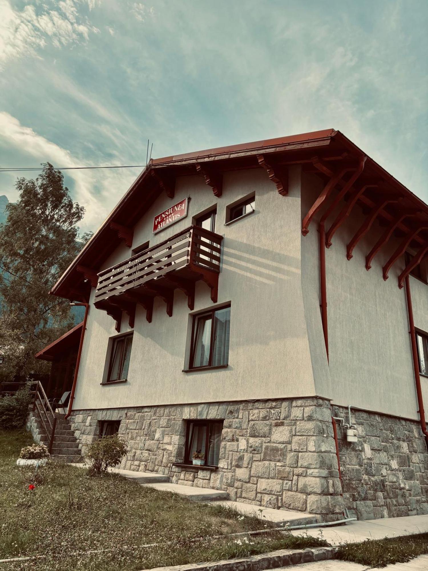 Pensiunea Atlantis Buşteni Exteriér fotografie
